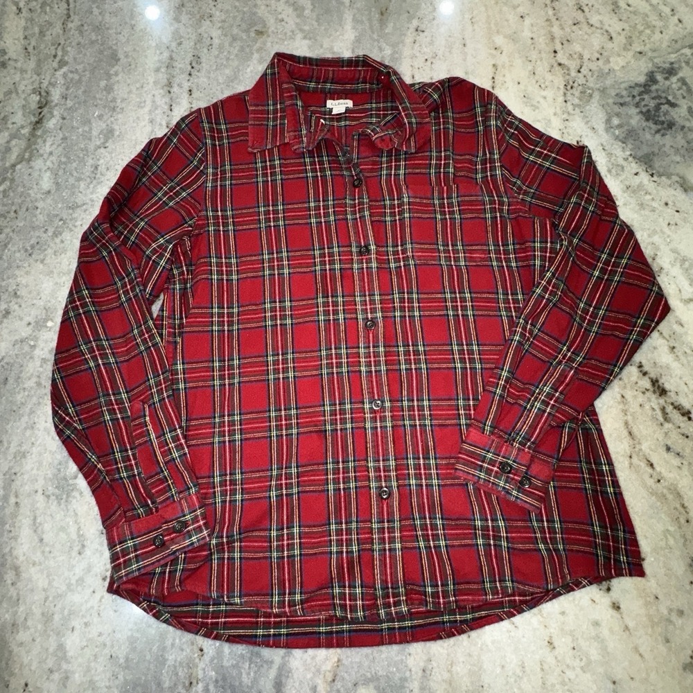 L. L. Bean Red Plaid Flannel Women's Size Medium Winter Short Button Down